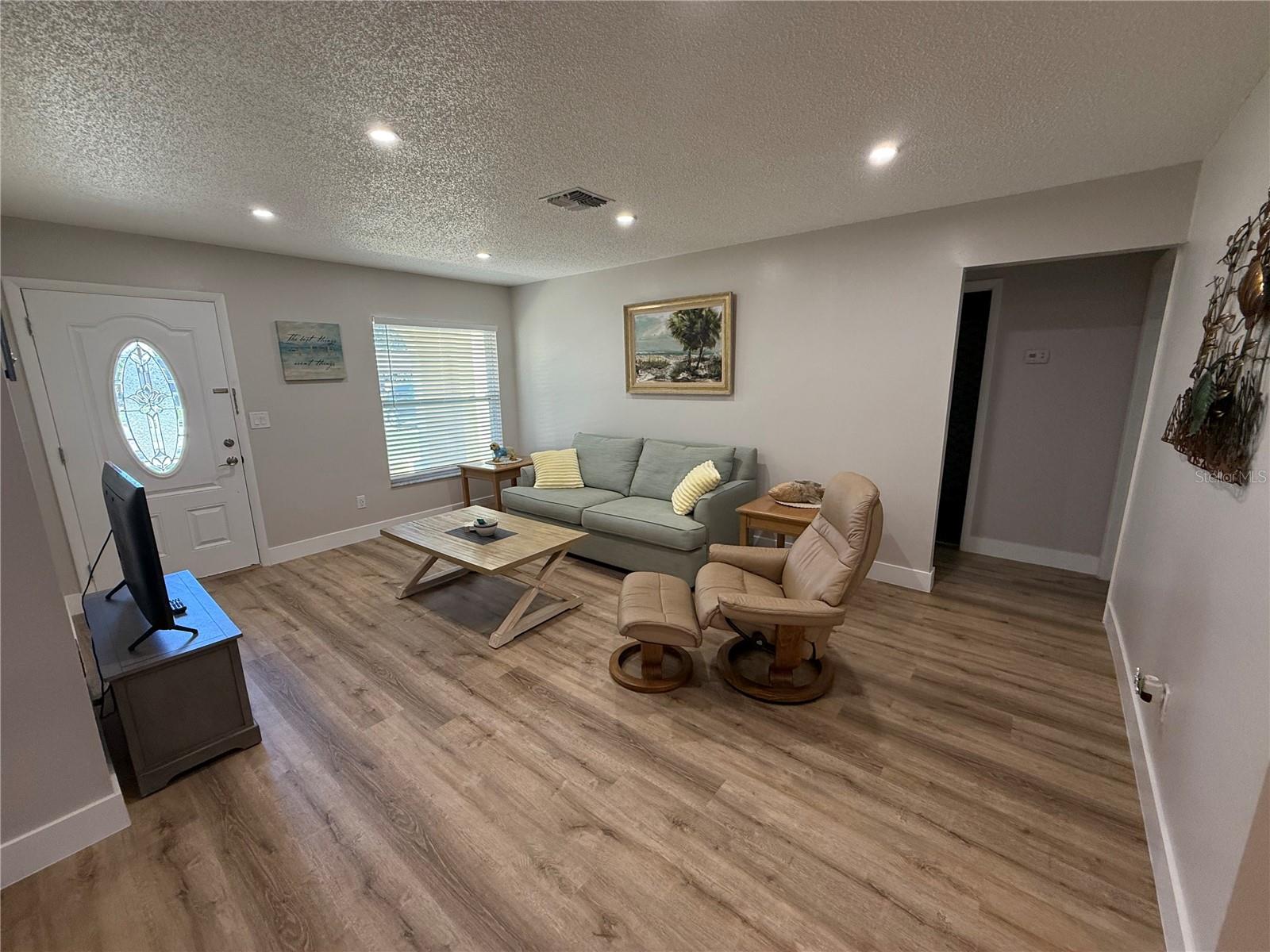 BENT TREE UNIT 1 - Residential Lease