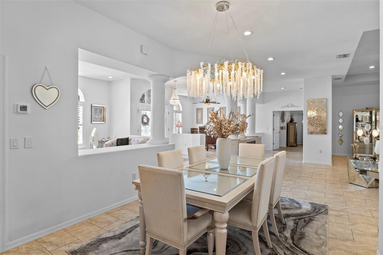 PRISTINE PLACE PH 5 - Residential