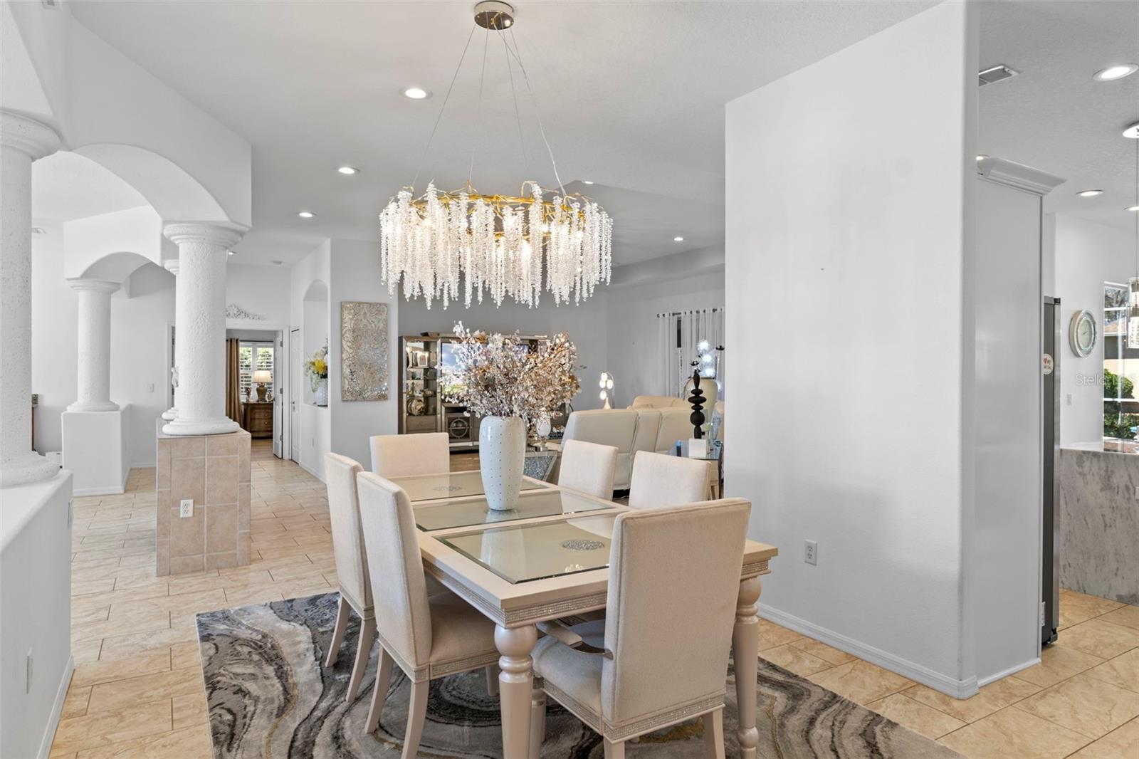 PRISTINE PLACE PH 5 - Residential