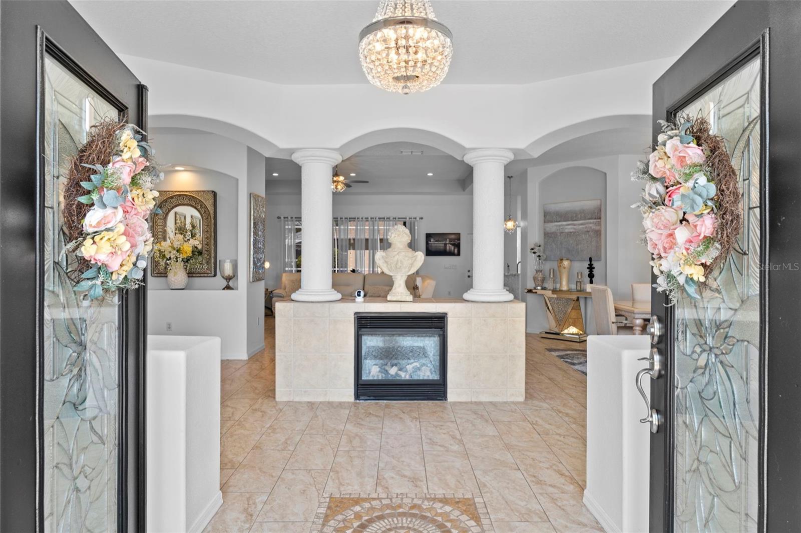 PRISTINE PLACE PH 5 - Residential