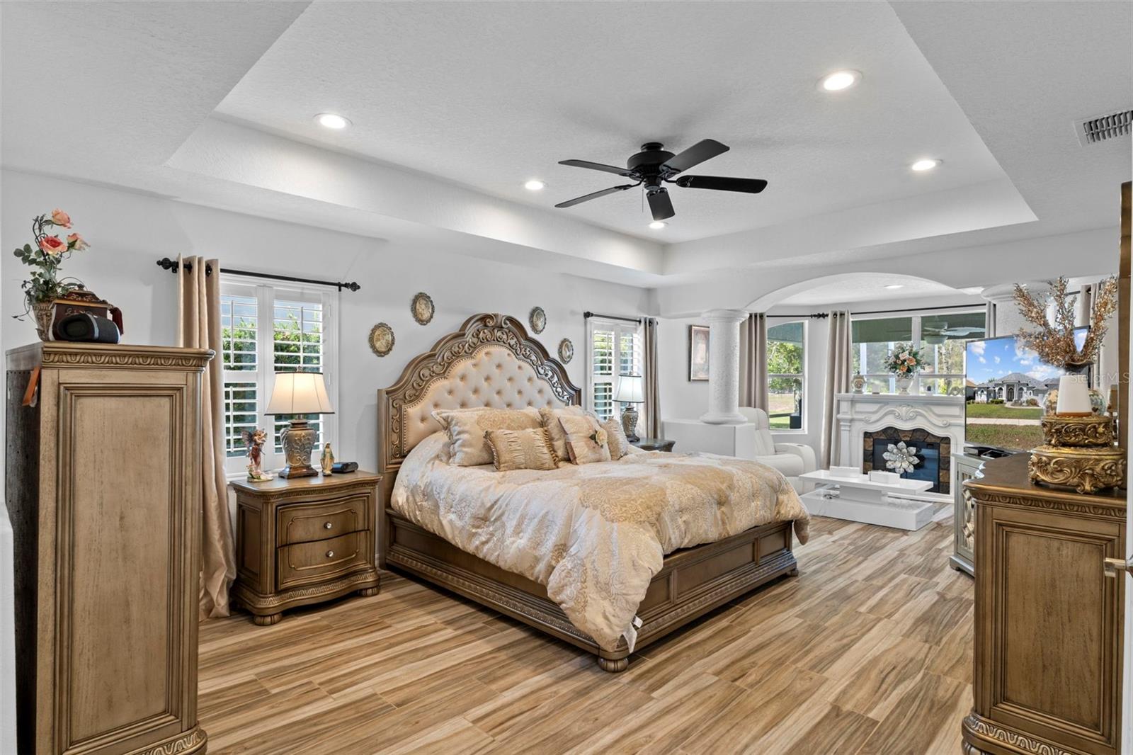 PRISTINE PLACE PH 5 - Residential