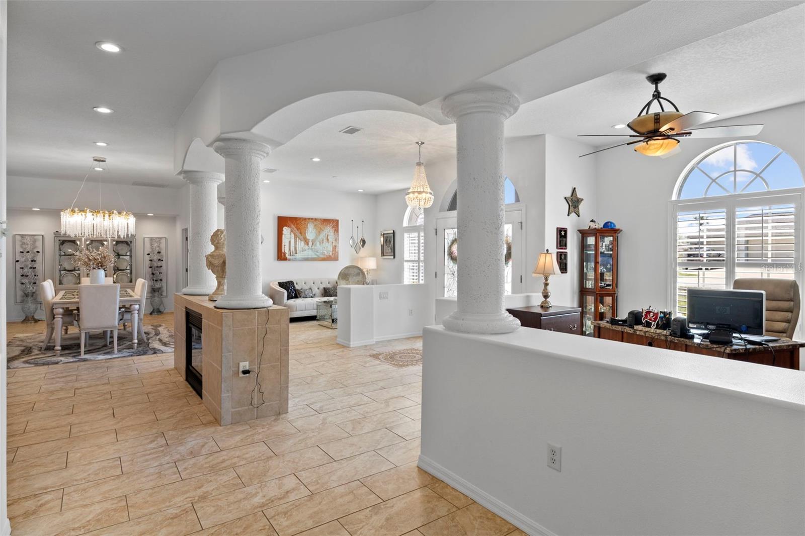 PRISTINE PLACE PH 5 - Residential