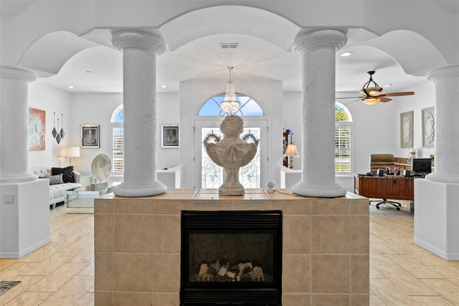 PRISTINE PLACE PH 5 - Residential