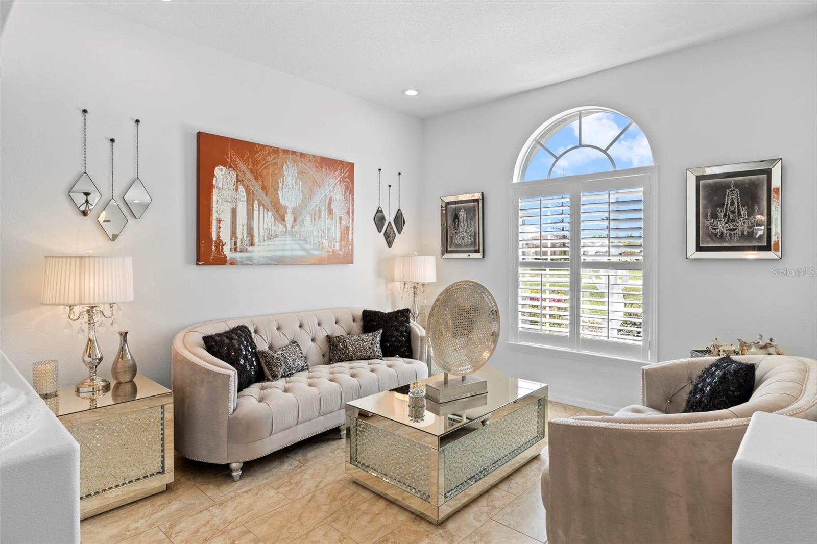 PRISTINE PLACE PH 5 - Residential