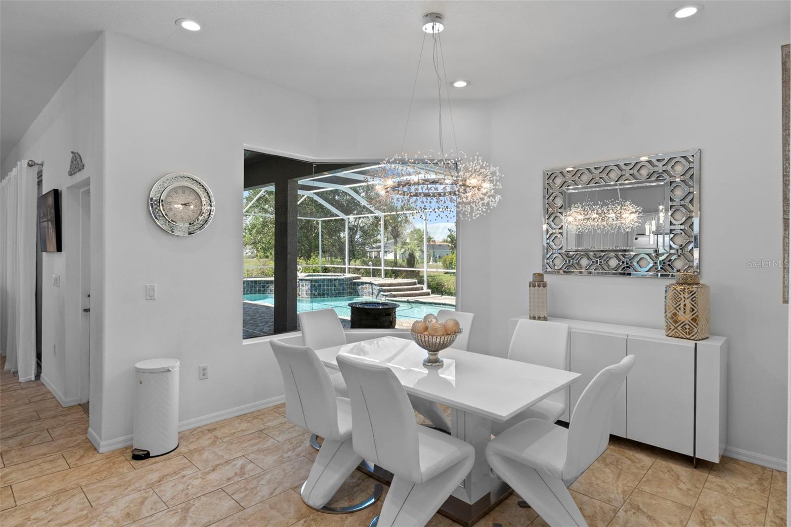 PRISTINE PLACE PH 5 - Residential