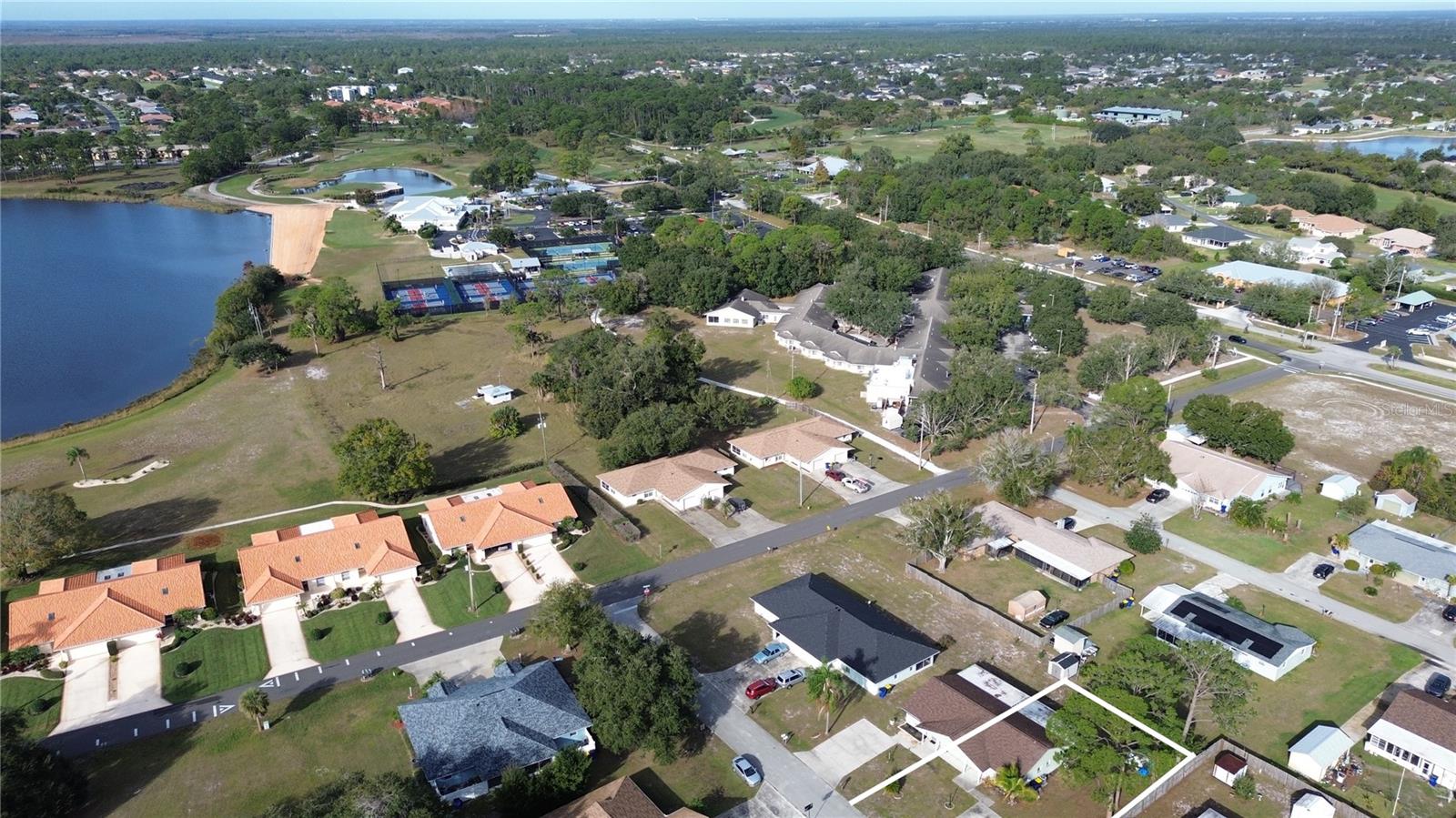 SUN N LAKE - Residential