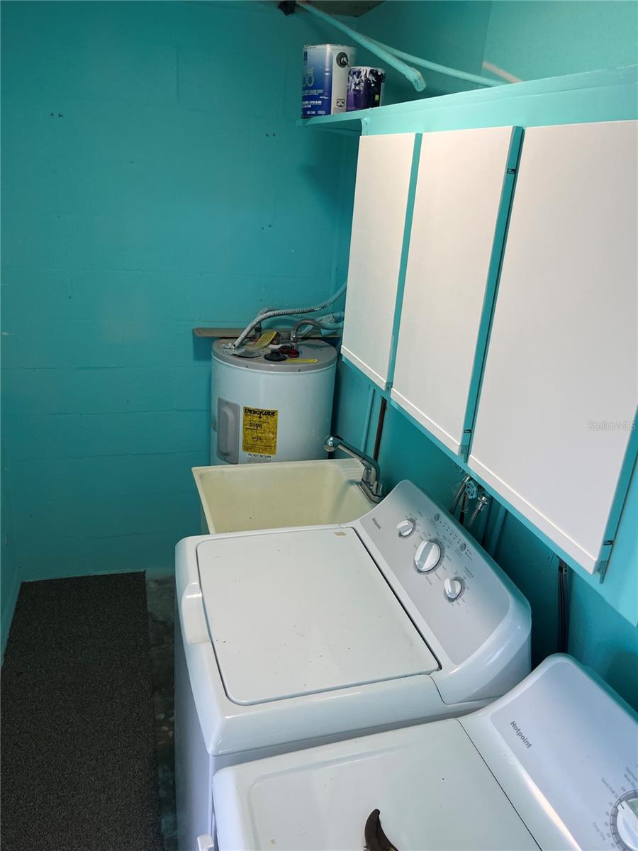 SUN N LAKE - Residential