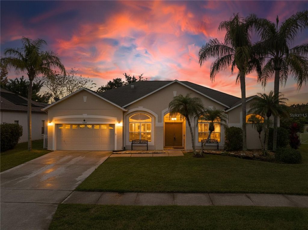 Photo of 229 Strathmore Circle, Kissimmee, FL 34744 (MLS # O6367119)