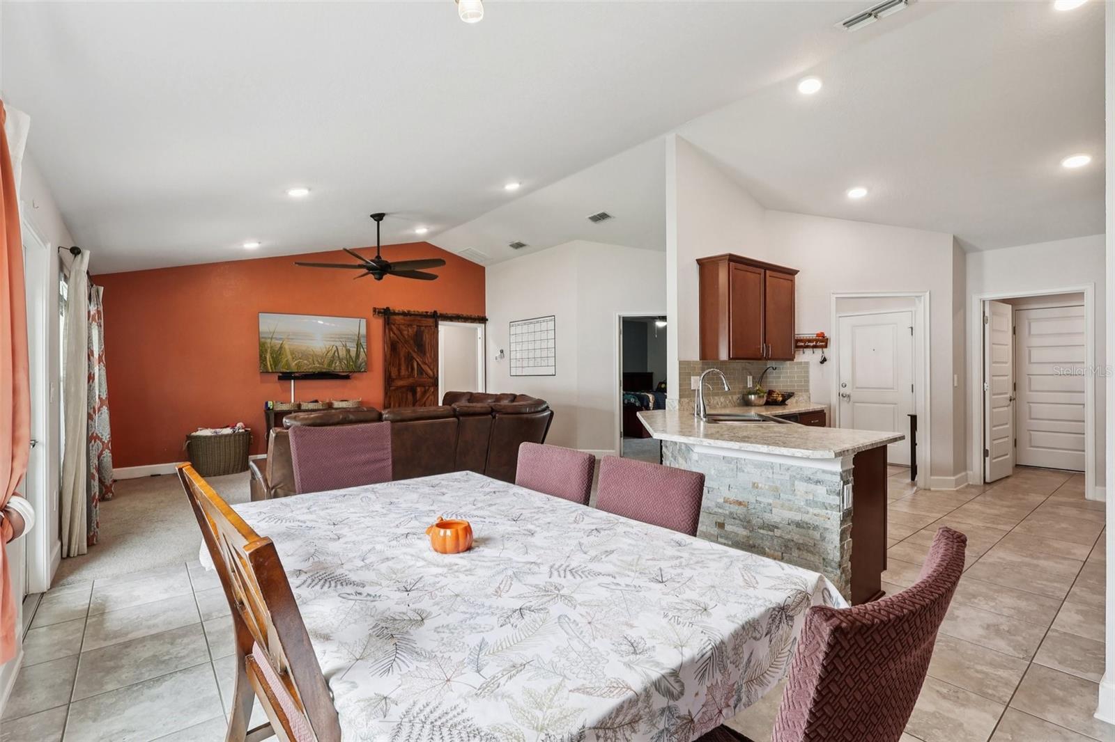 BLUEBELL GLADE #A & B - Residential