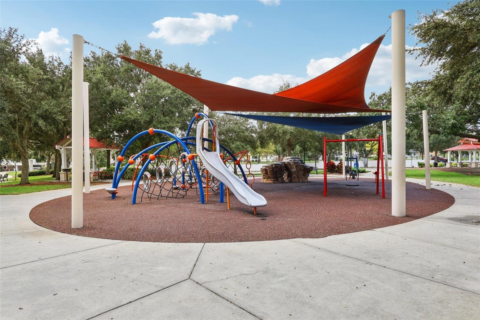 BLUEBELL GLADE #A & B - Residential