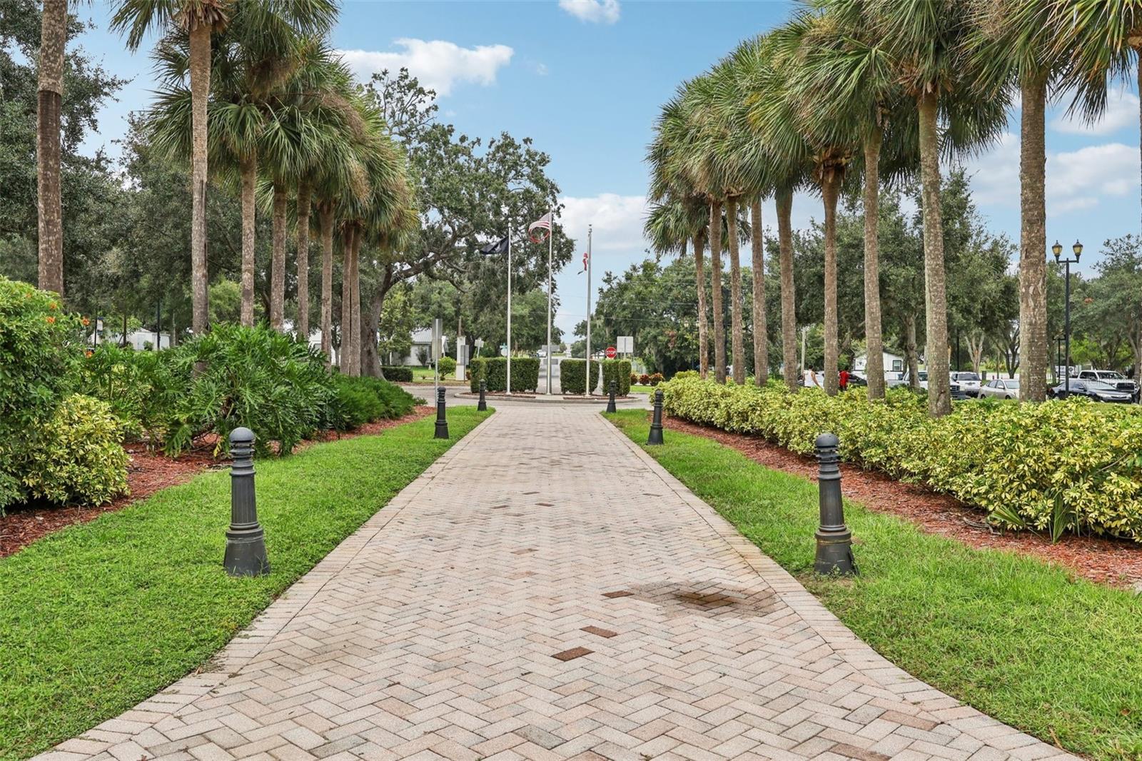 BLUEBELL GLADE #A & B - Residential