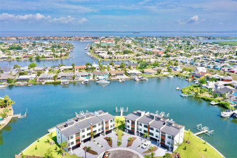 Photo of 772 Gran Kaymen Way, Apollo Beach, FL 33572 (MLS # TB8373623)