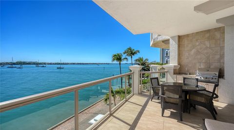 464 GOLDEN GATE POINT 304 SARASOTA FL 34236