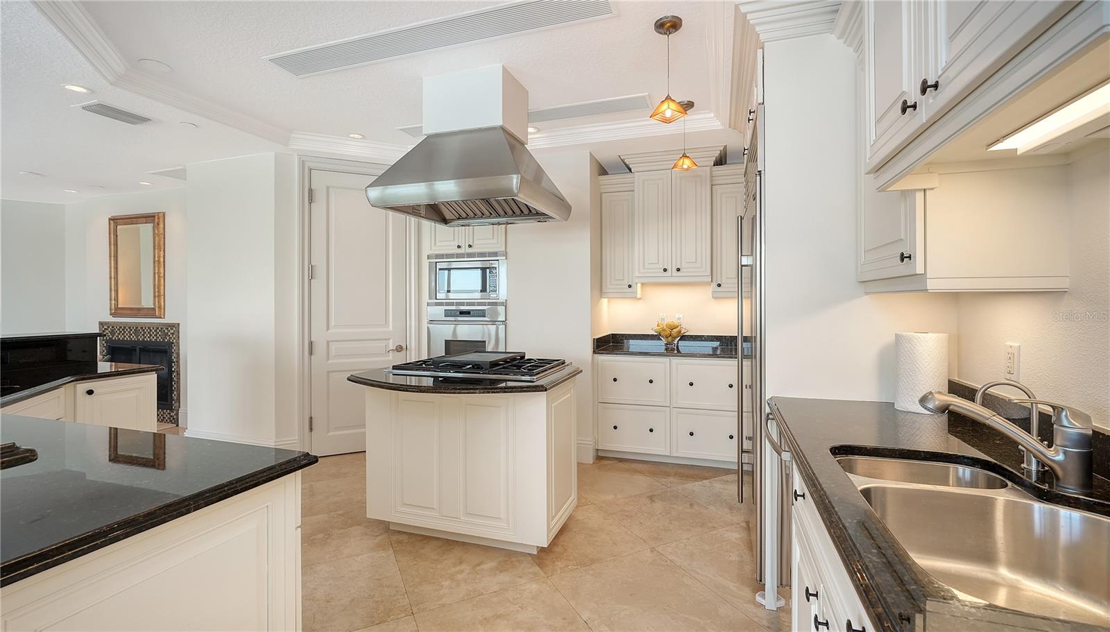 LA BELLASARA - Residential