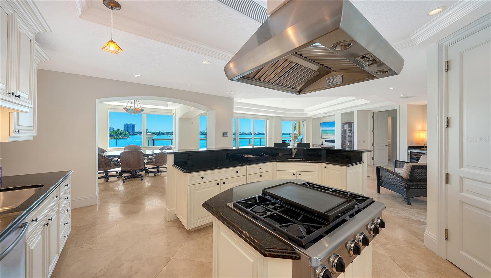 LA BELLASARA - Residential