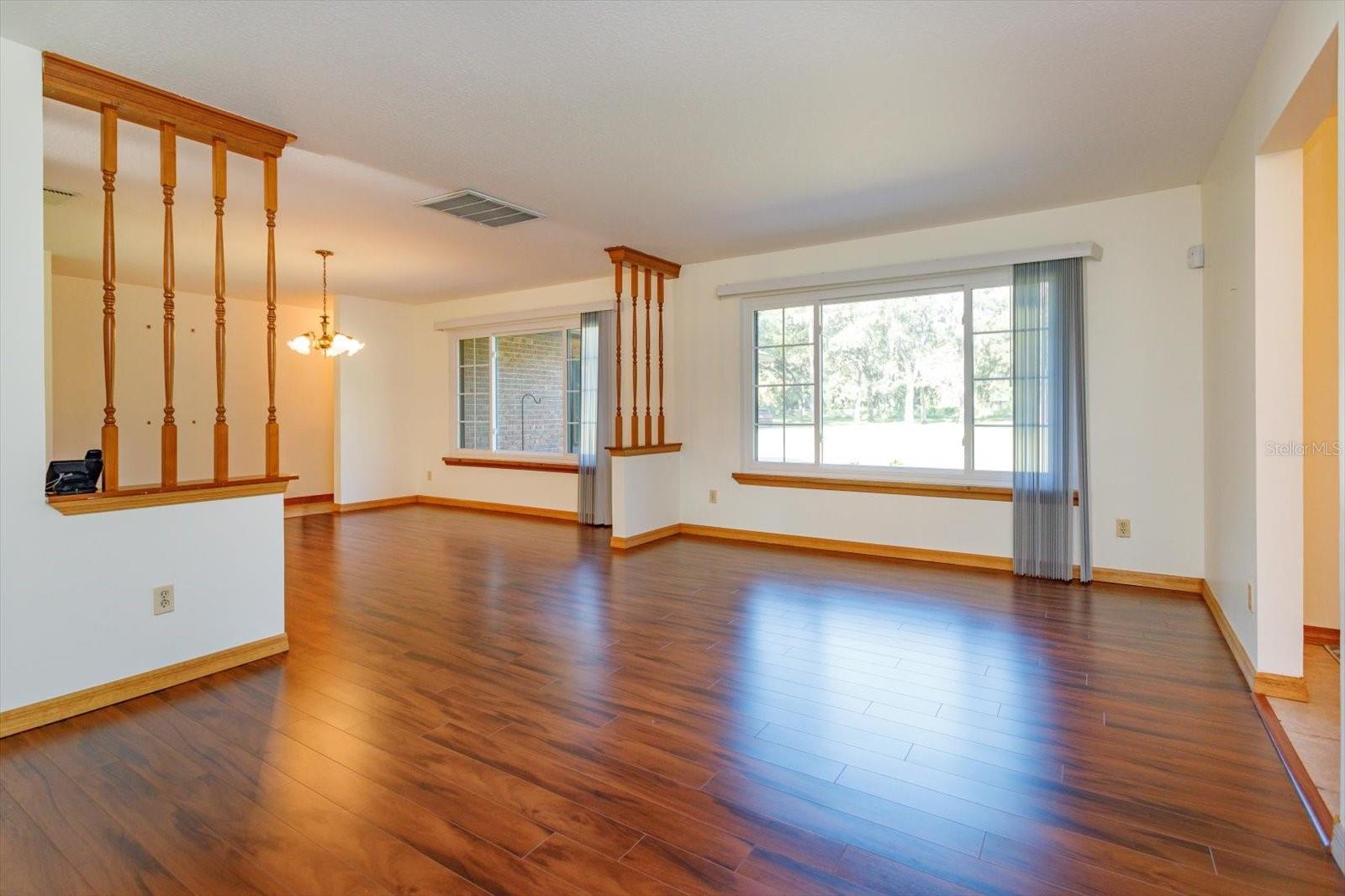 LAKE HARNEY ESTATES 5 ACRE DEV 256 PARCELS - Residential