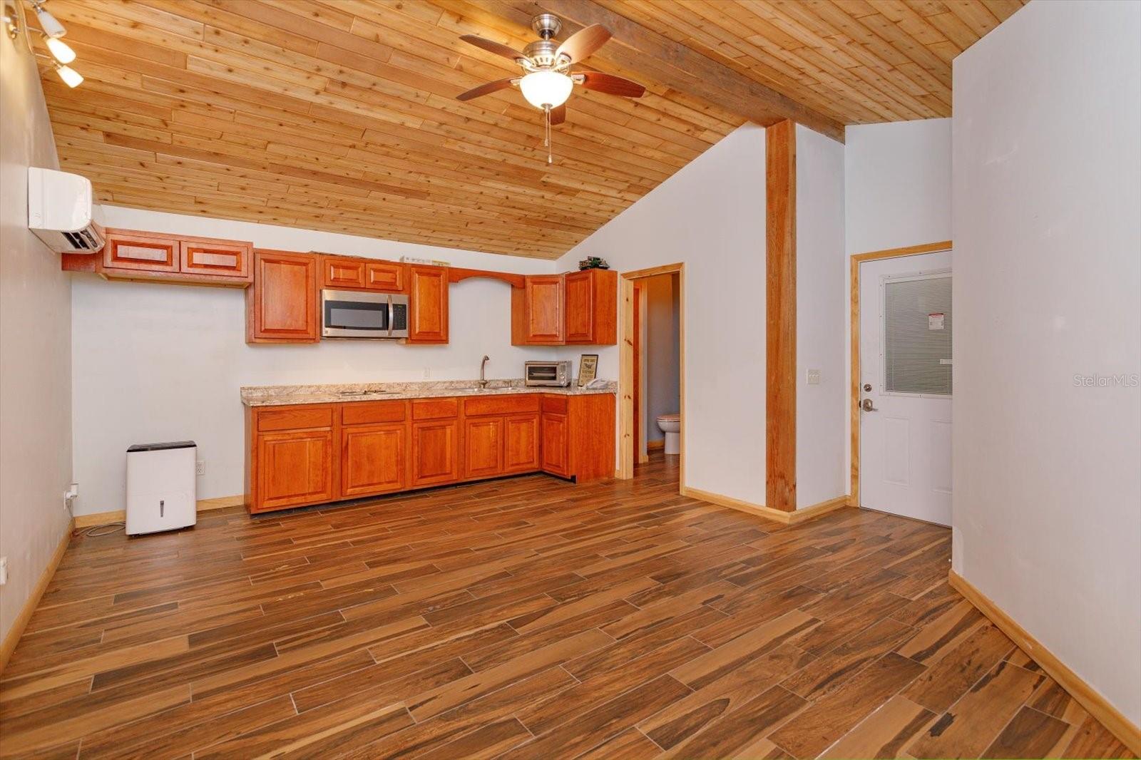 LAKE HARNEY ESTATES 5 ACRE DEV 256 PARCELS - Residential