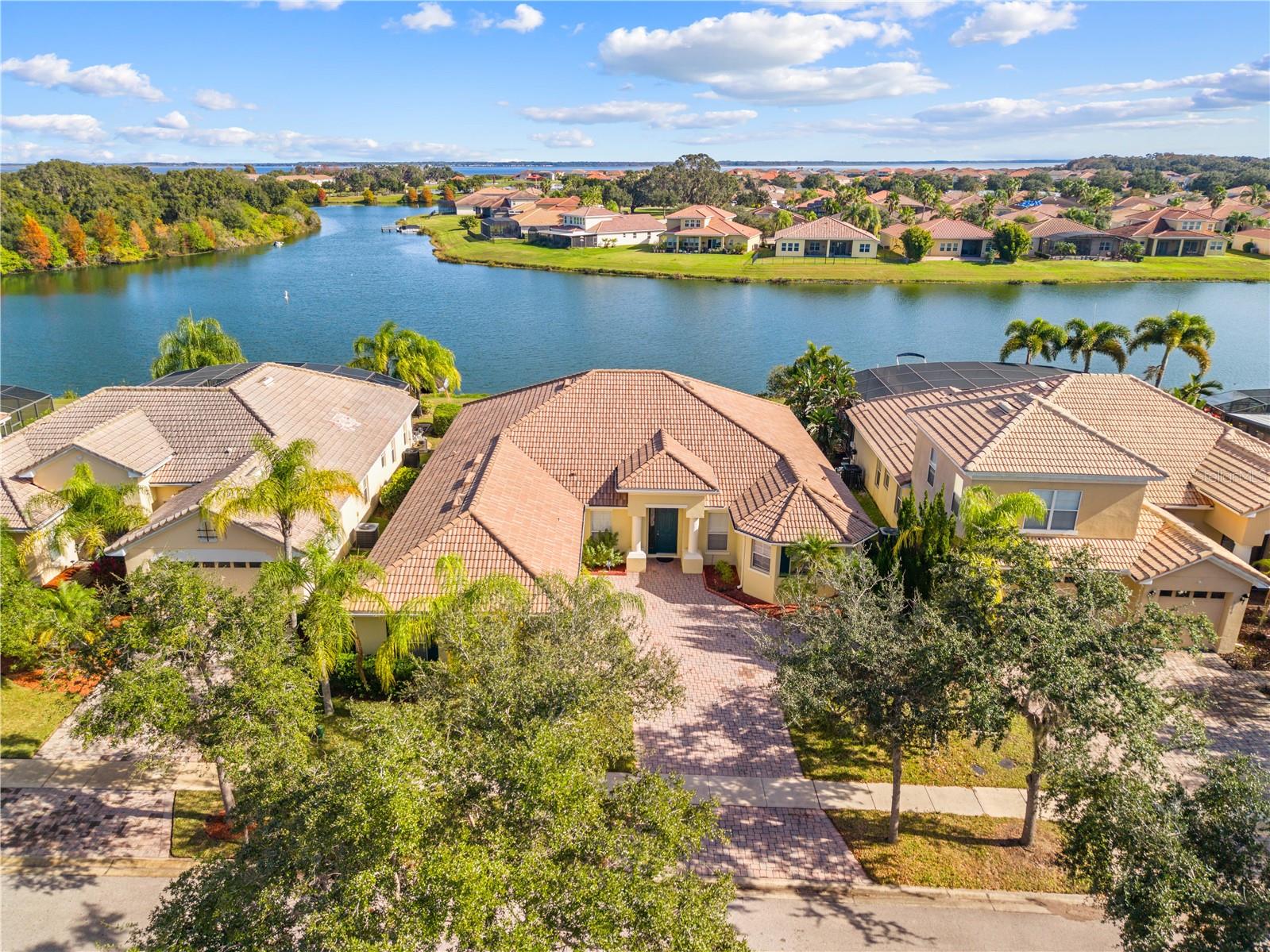 BELLALAGO PH 4P - Residential