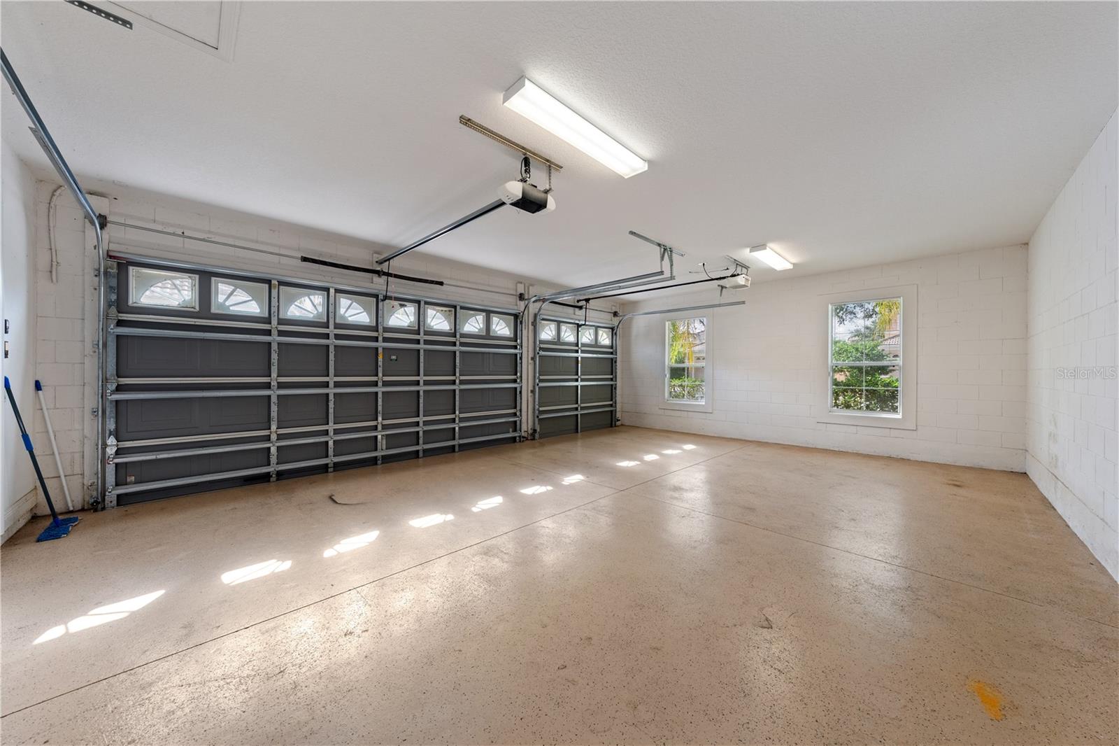 BELLALAGO PH 4P - Residential