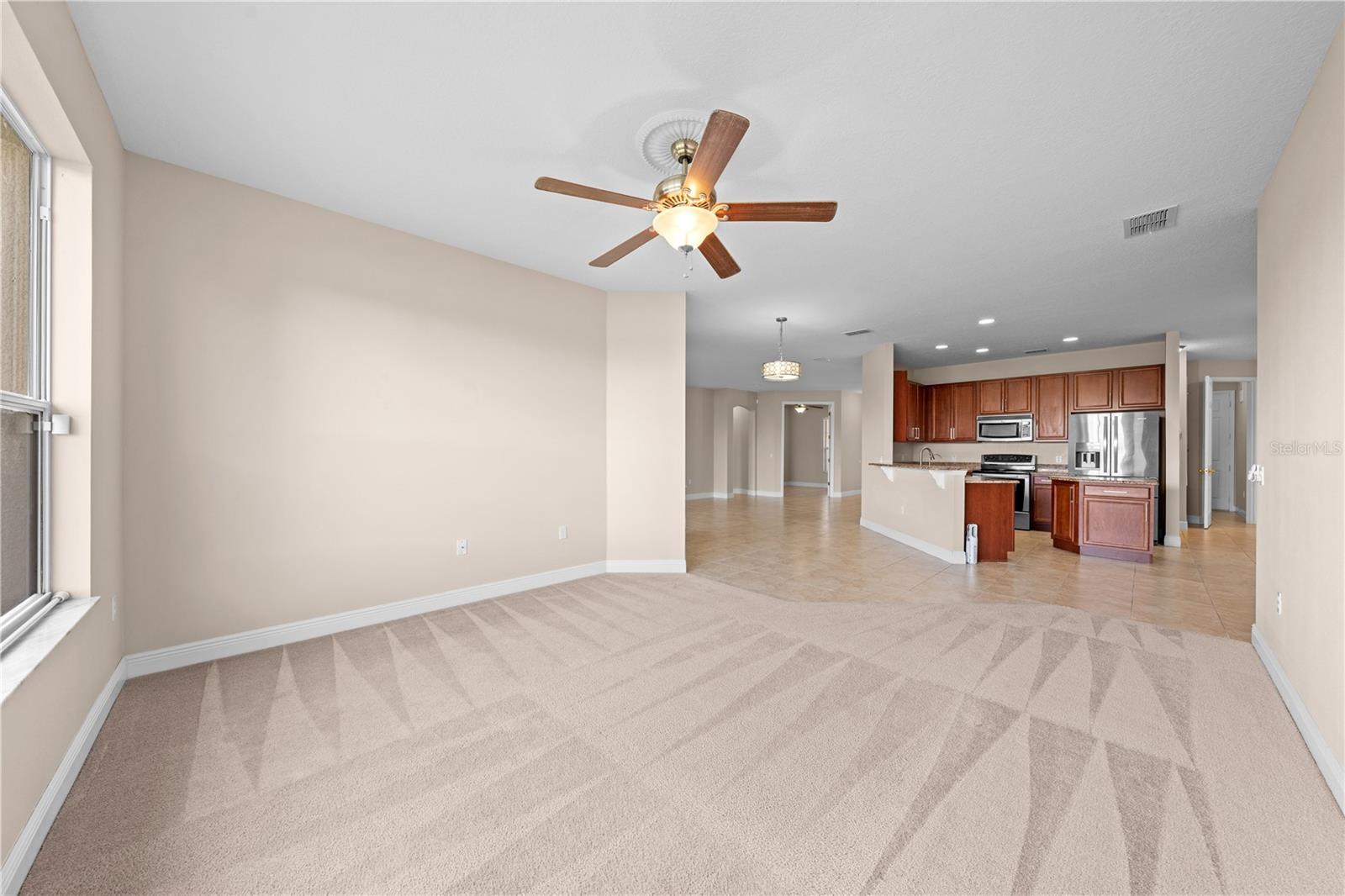 BELLALAGO PH 4P - Residential