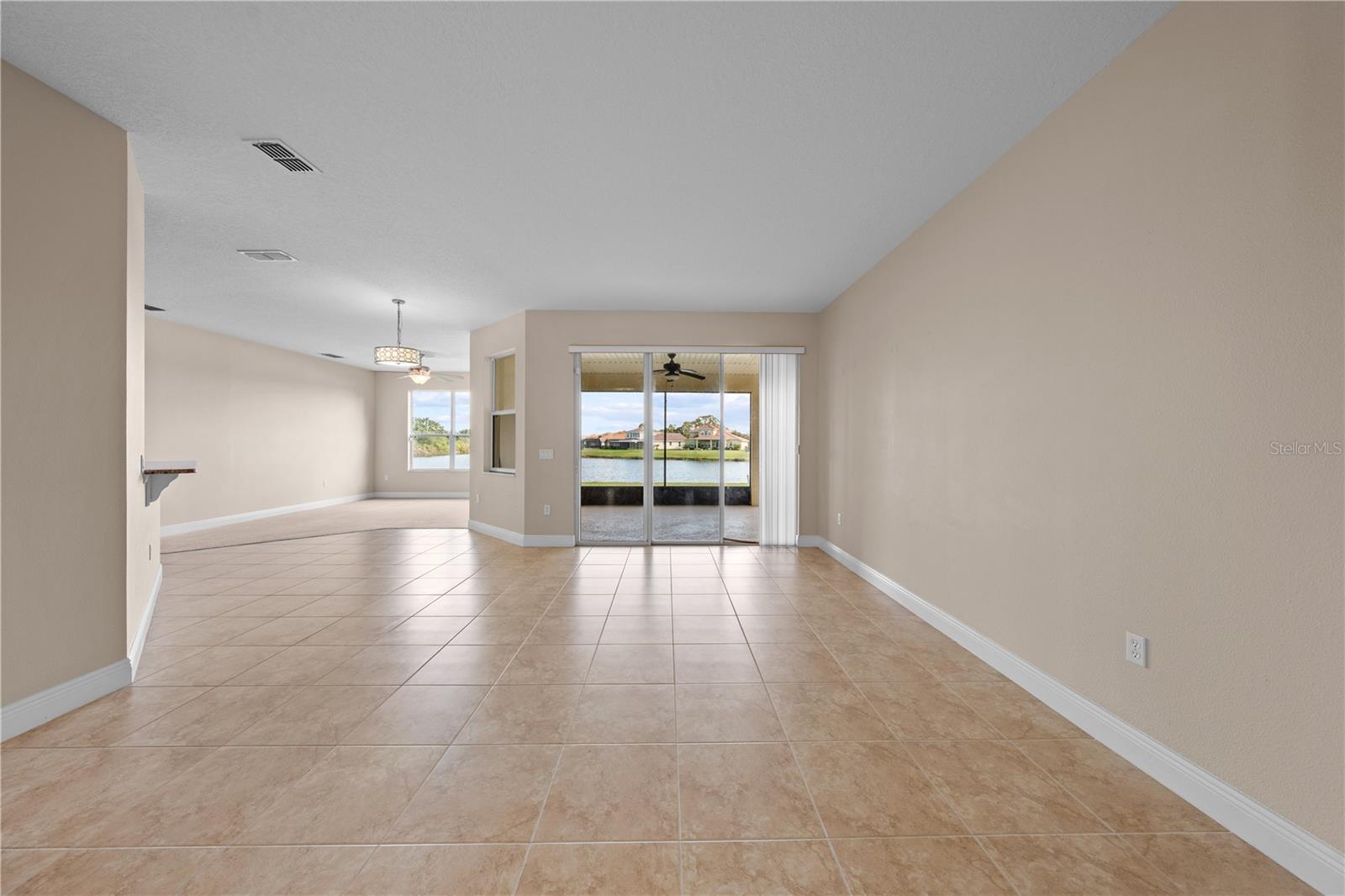 BELLALAGO PH 4P - Residential