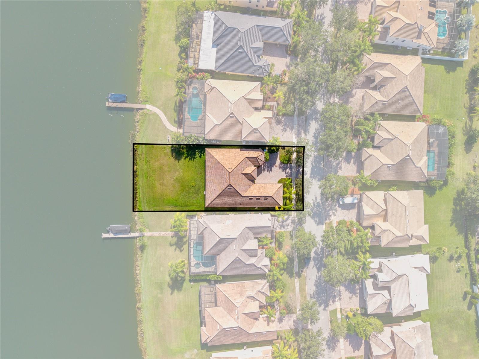 BELLALAGO PH 4P - Residential