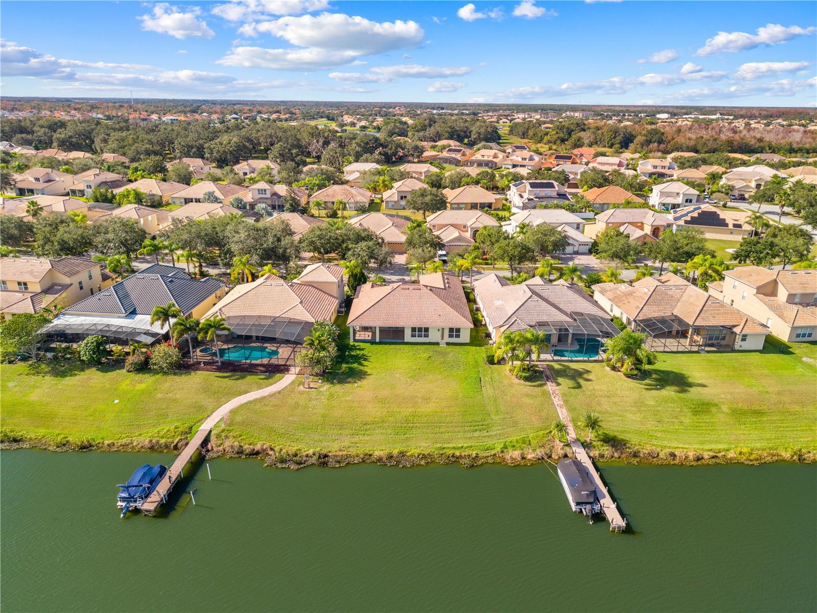 BELLALAGO PH 4P - Residential