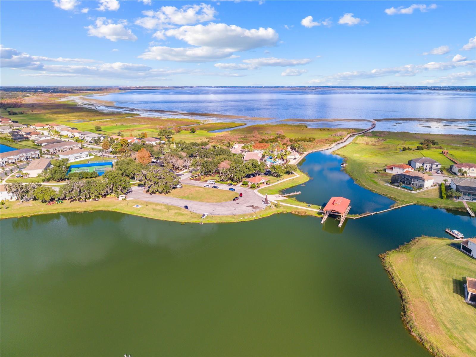 BELLALAGO PH 4P - Residential