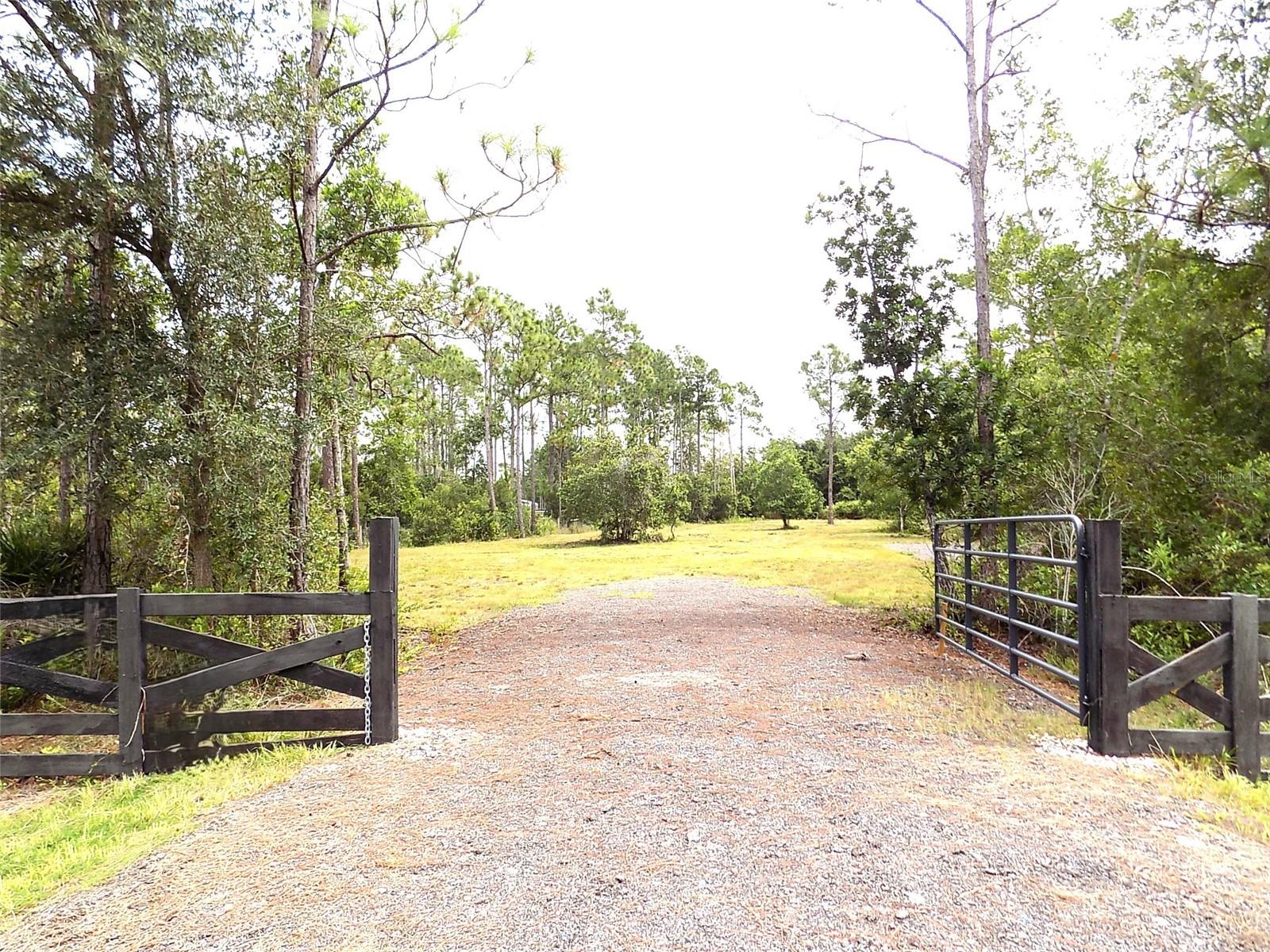 BAY LAKE RANCH UNIT 3 - Land