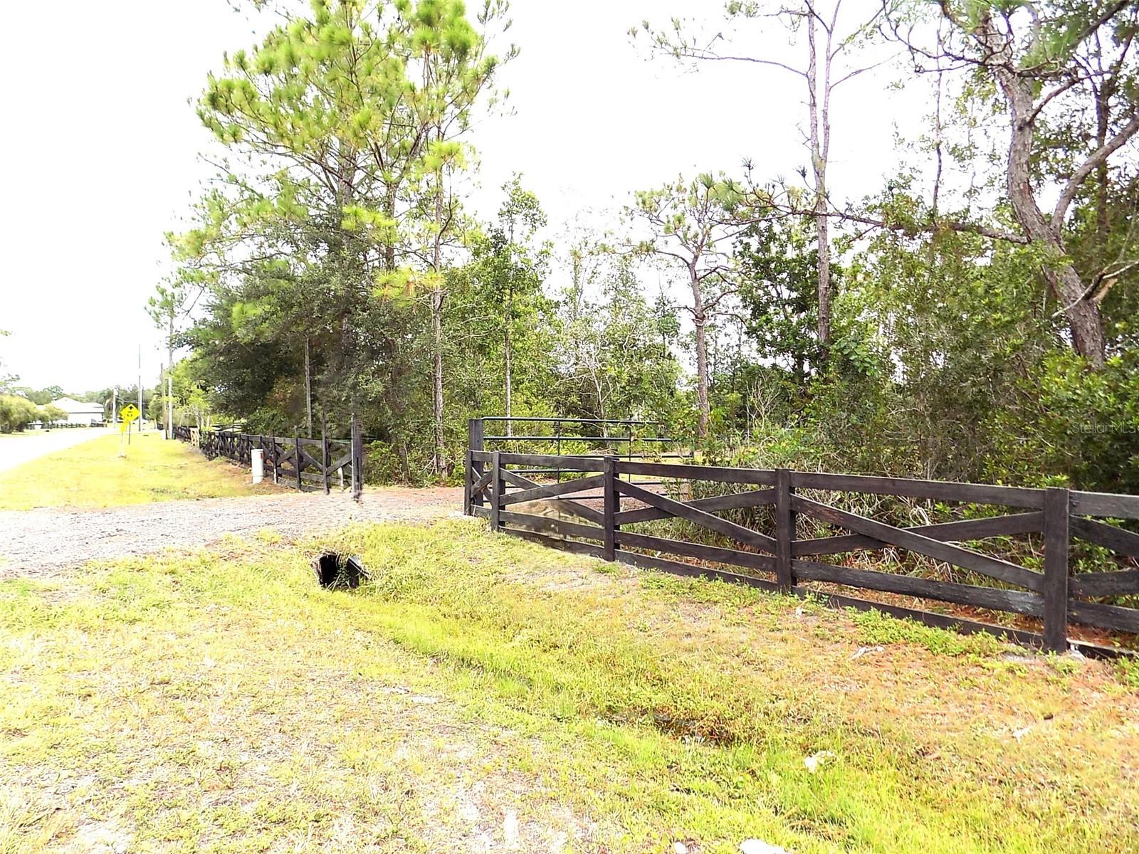 BAY LAKE RANCH UNIT 3 - Land