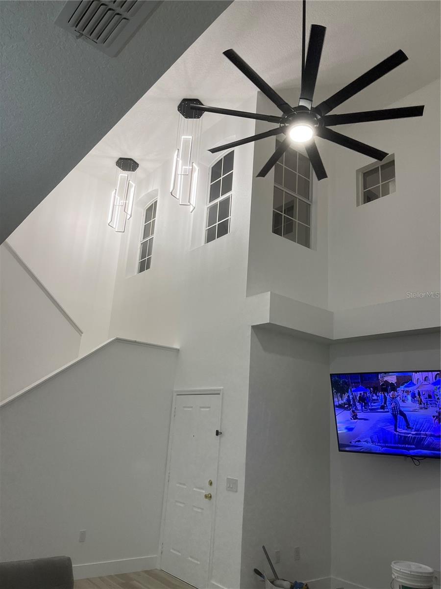 WINDWOOD BAY PH 01 - Residential Lease