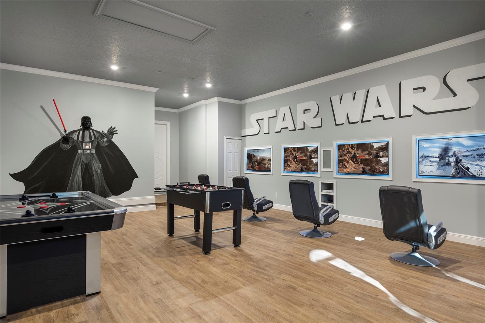 REUNION WEST VLGS NORTH - Residential