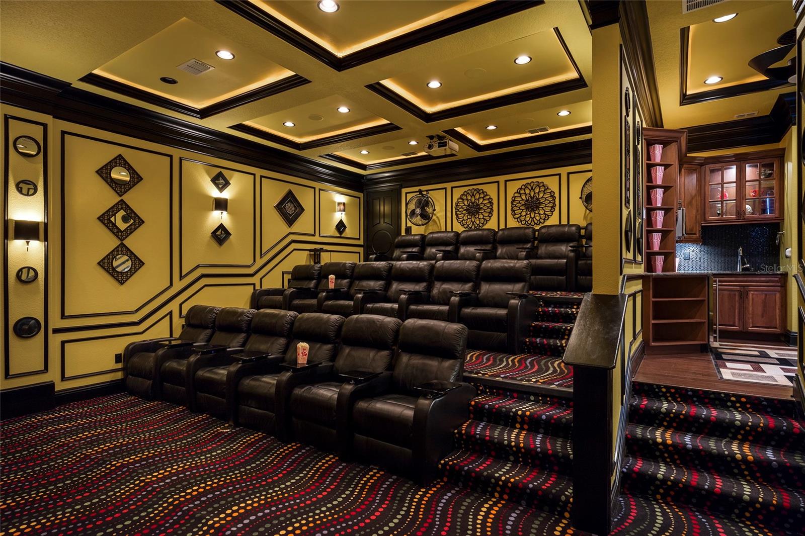 REUNION WEST VLGS NORTH - Residential