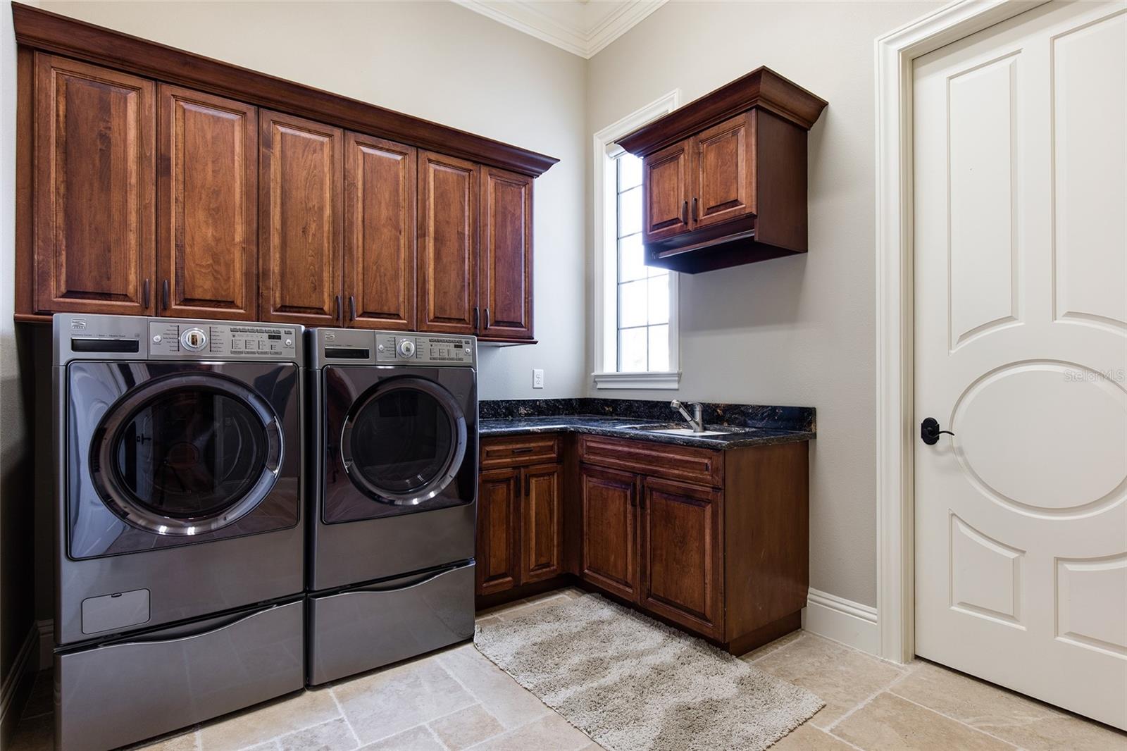 REUNION WEST VLGS NORTH - Residential