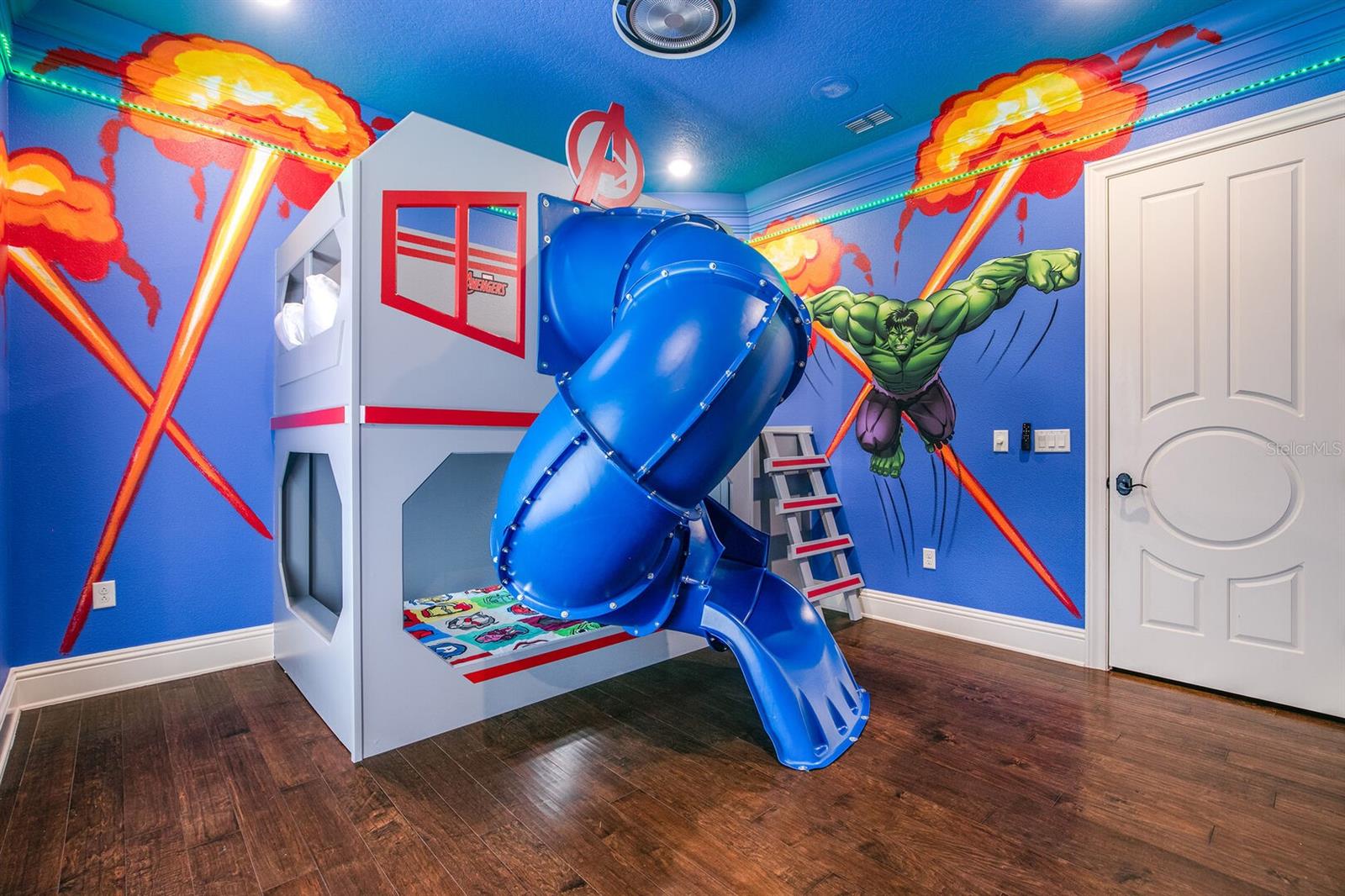 REUNION WEST VLGS NORTH - Residential