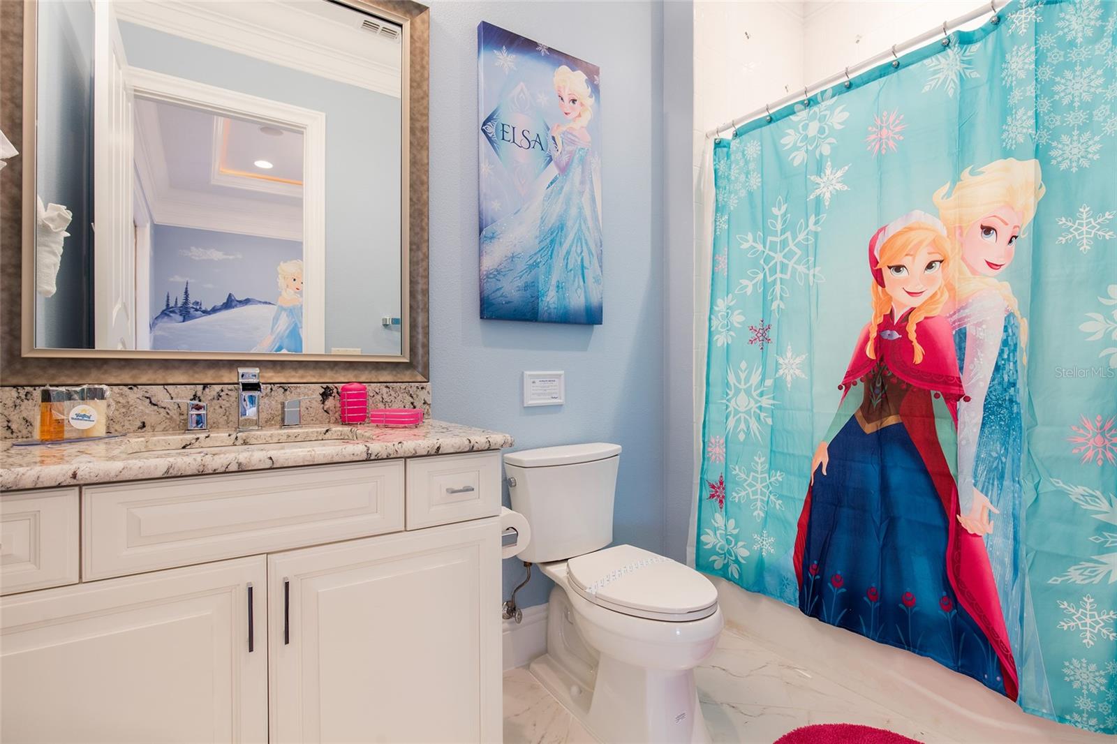 REUNION WEST VLGS NORTH - Residential