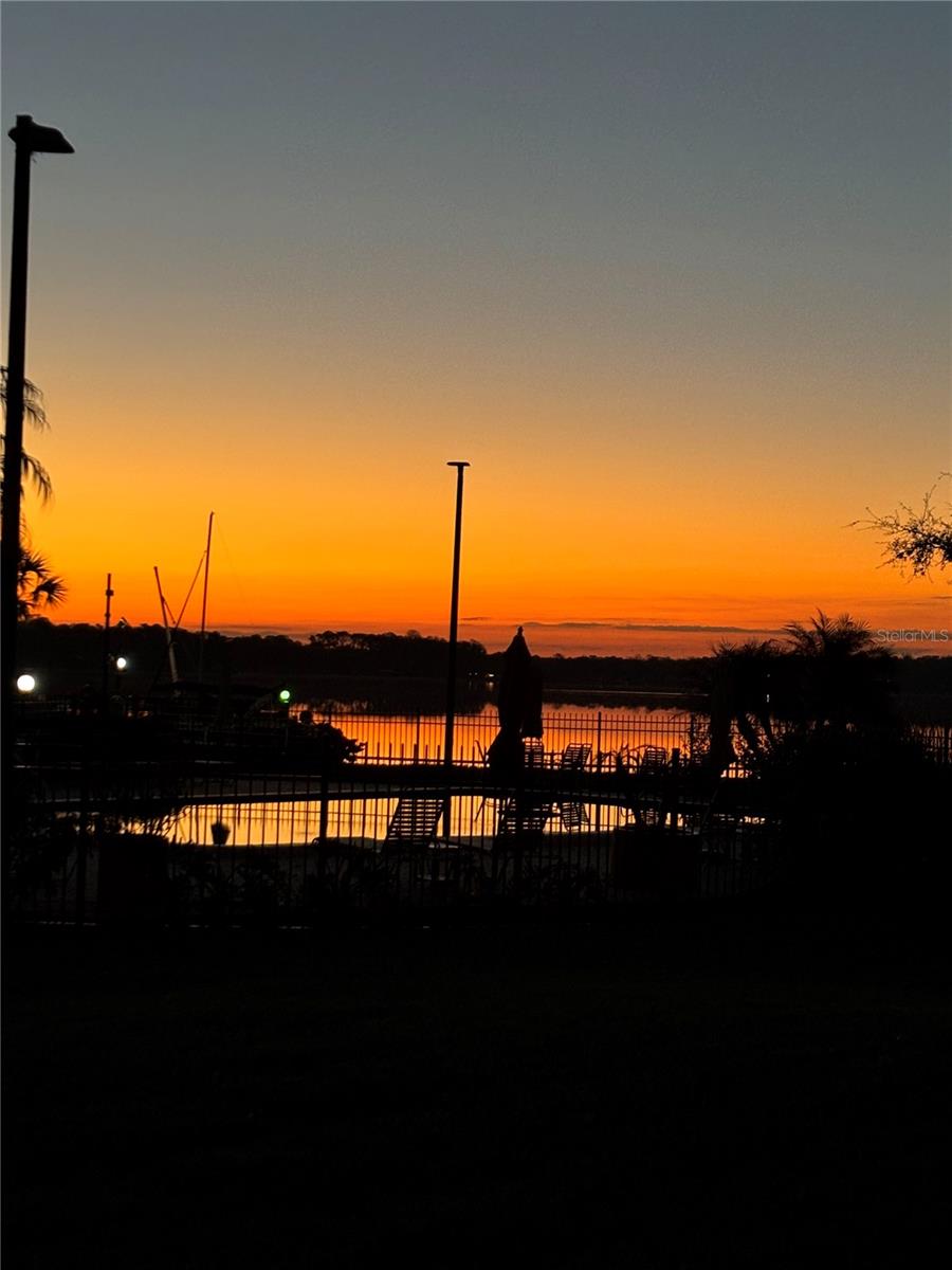 LAKE TARPON SAIL & TENNIS CLUB - Residential