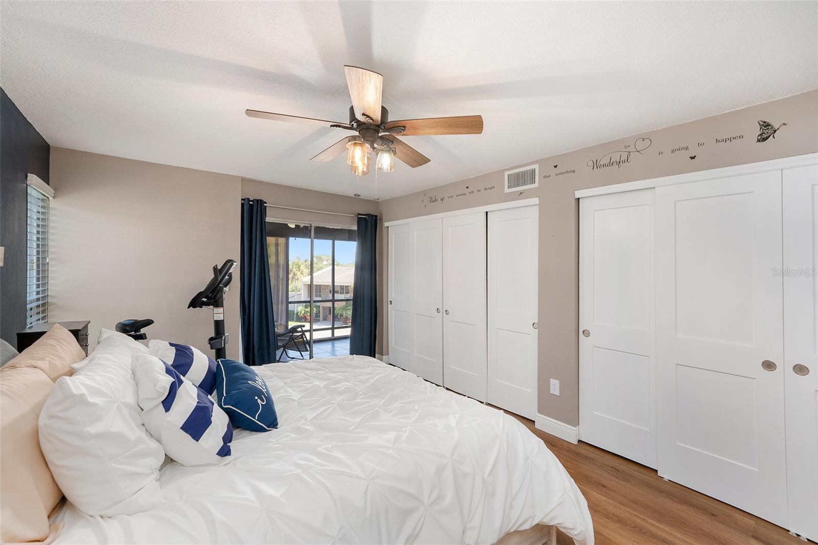 LAKE TARPON SAIL & TENNIS CLUB - Residential