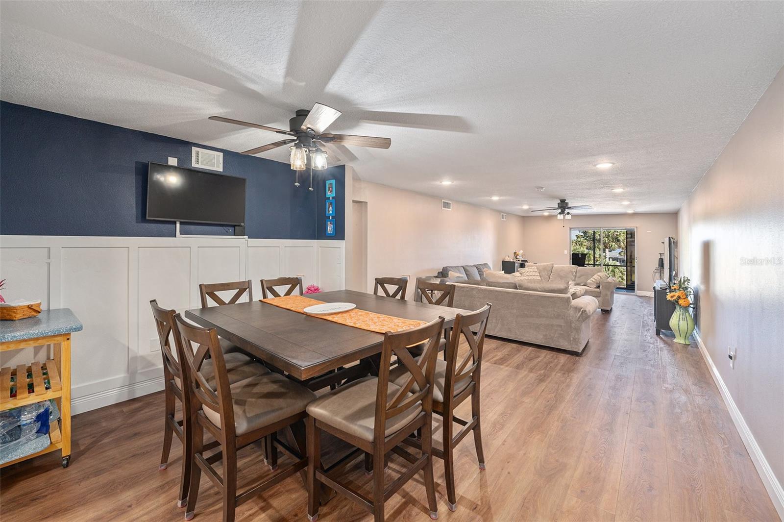 LAKE TARPON SAIL & TENNIS CLUB - Residential