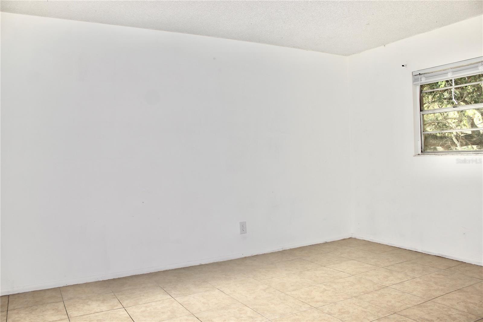 ESSEX PARK VILLAS CONDO - Residential Lease