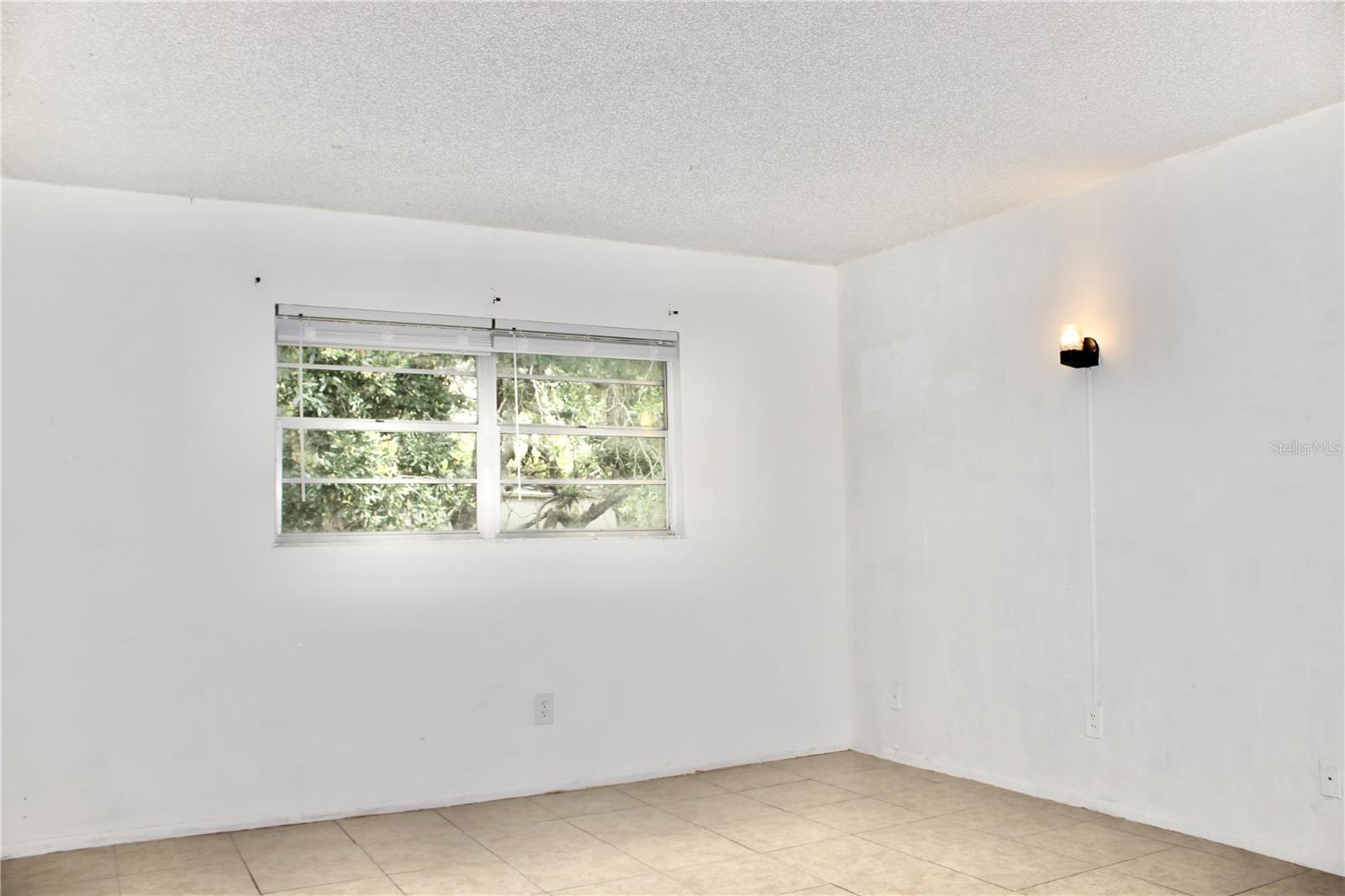 ESSEX PARK VILLAS CONDO - Residential Lease