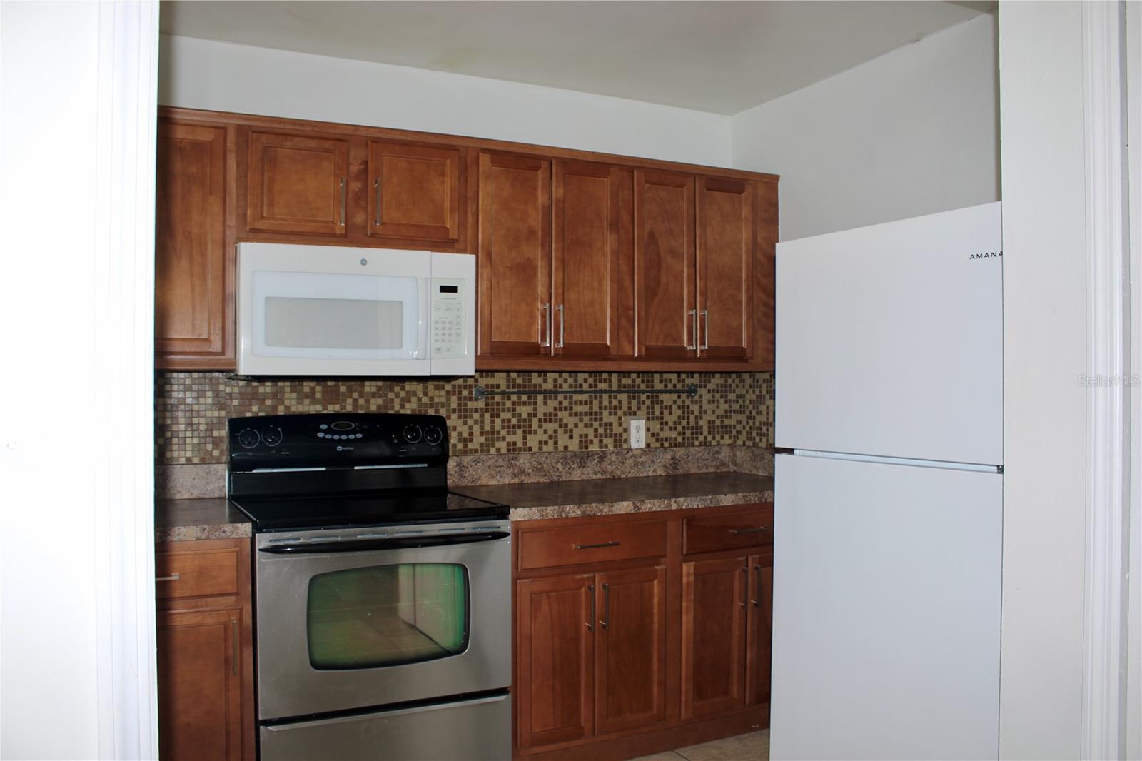 ESSEX PARK VILLAS CONDO - Residential Lease