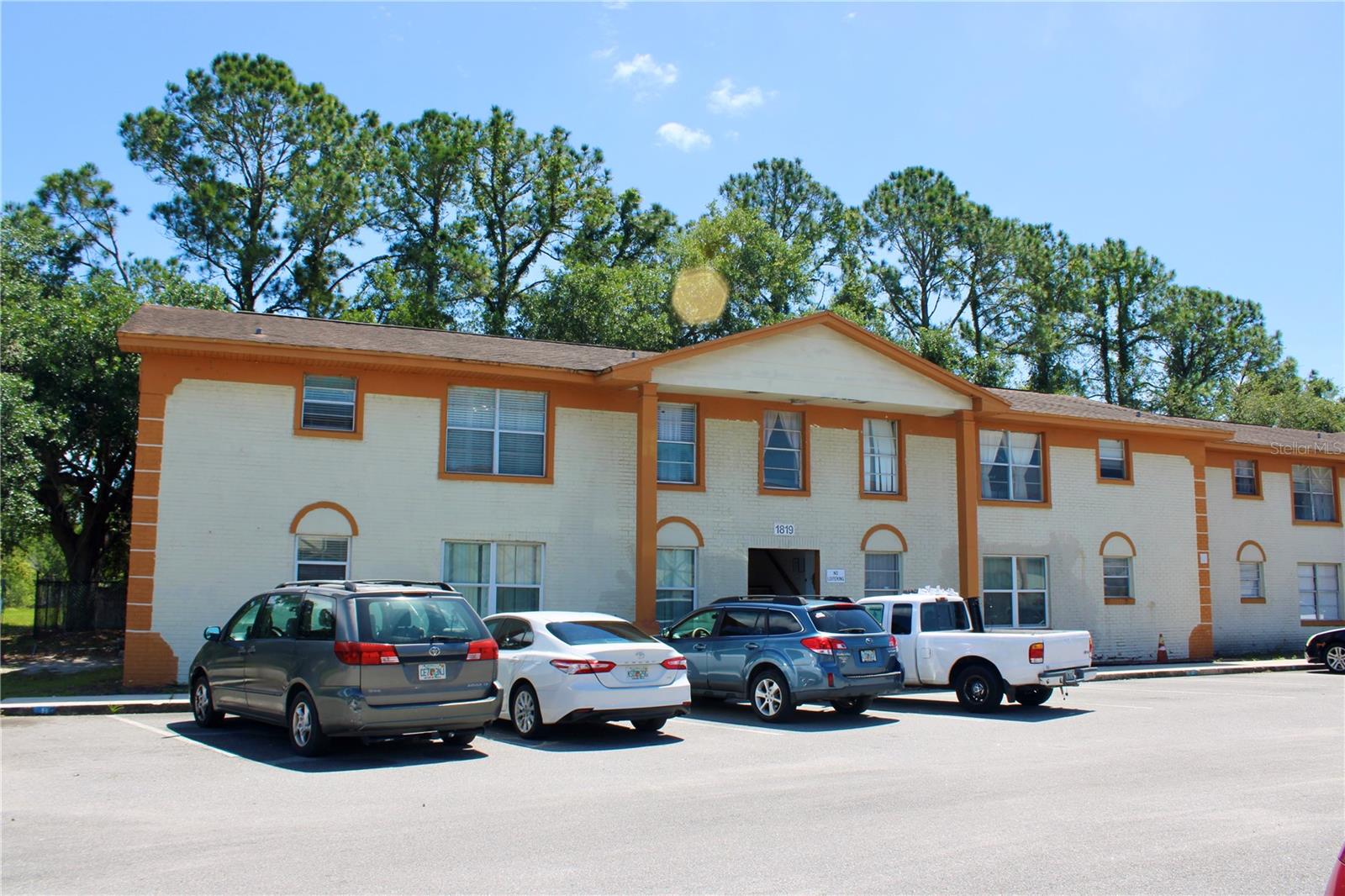 ESSEX PARK VILLAS CONDO - Residential Lease