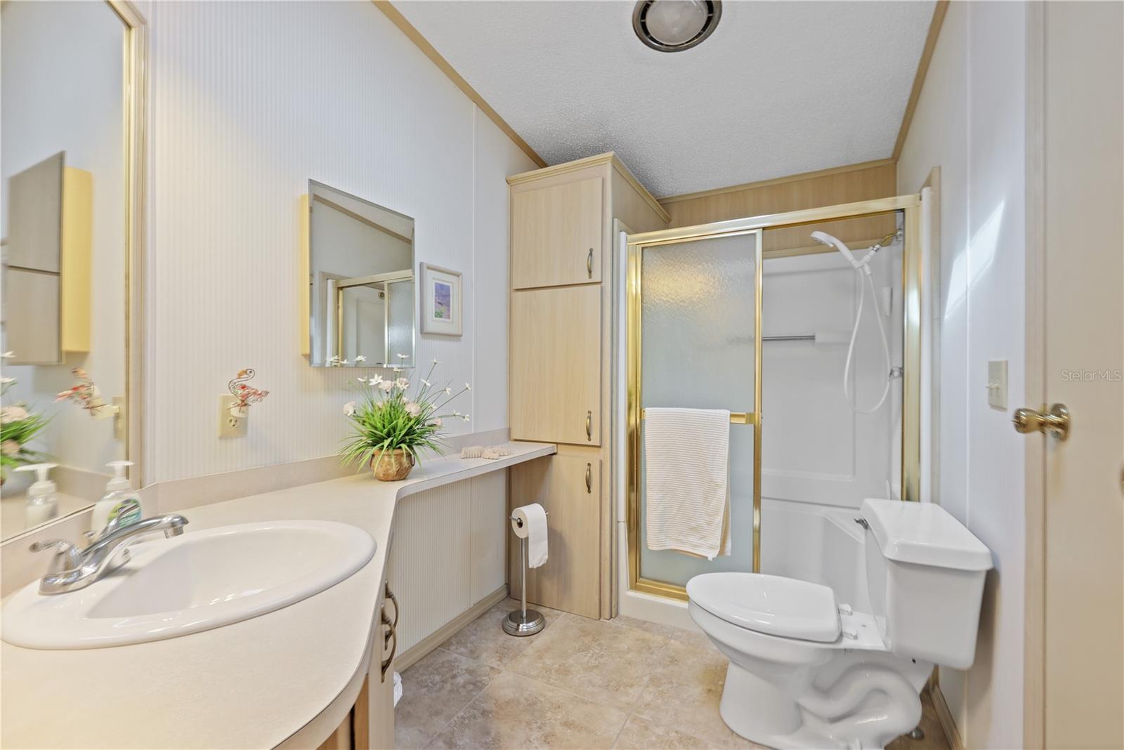 MAPLE LEAF ESTATES - Residential