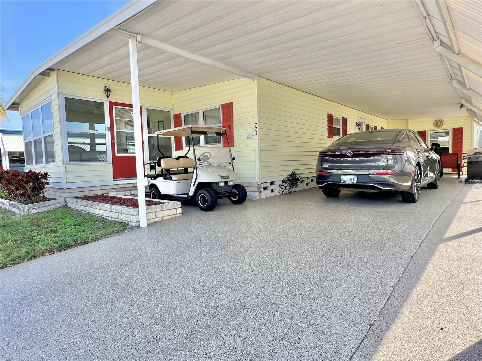 1100 BELCHER ROAD S 723