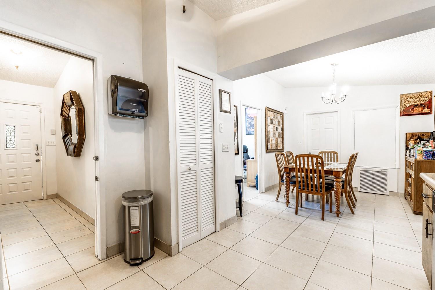 HARBOR POINT - Residential