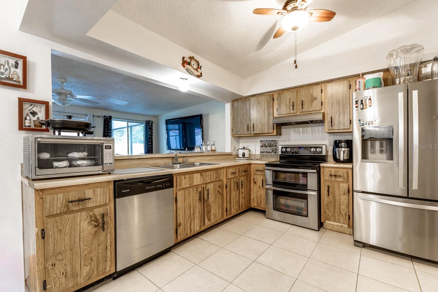 HARBOR POINT - Residential