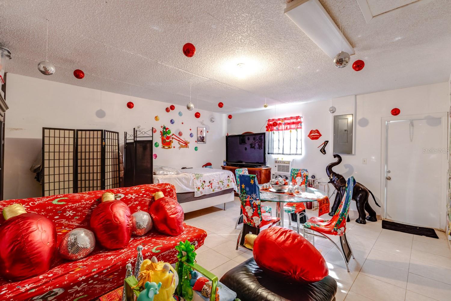 HARBOR POINT - Residential