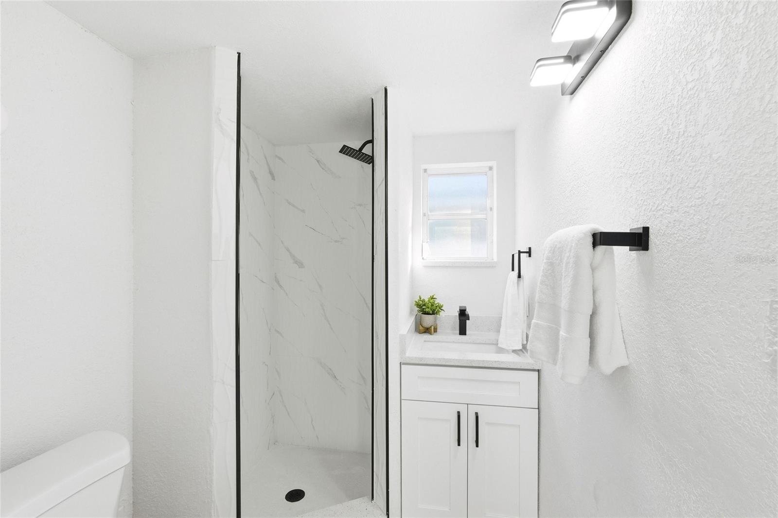 WOODMONT PARK ESTATES - Residential