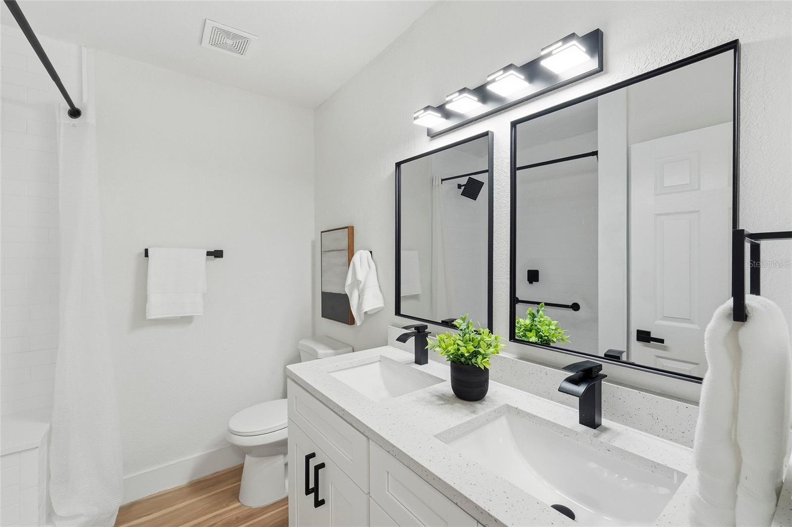 WOODMONT PARK ESTATES - Residential